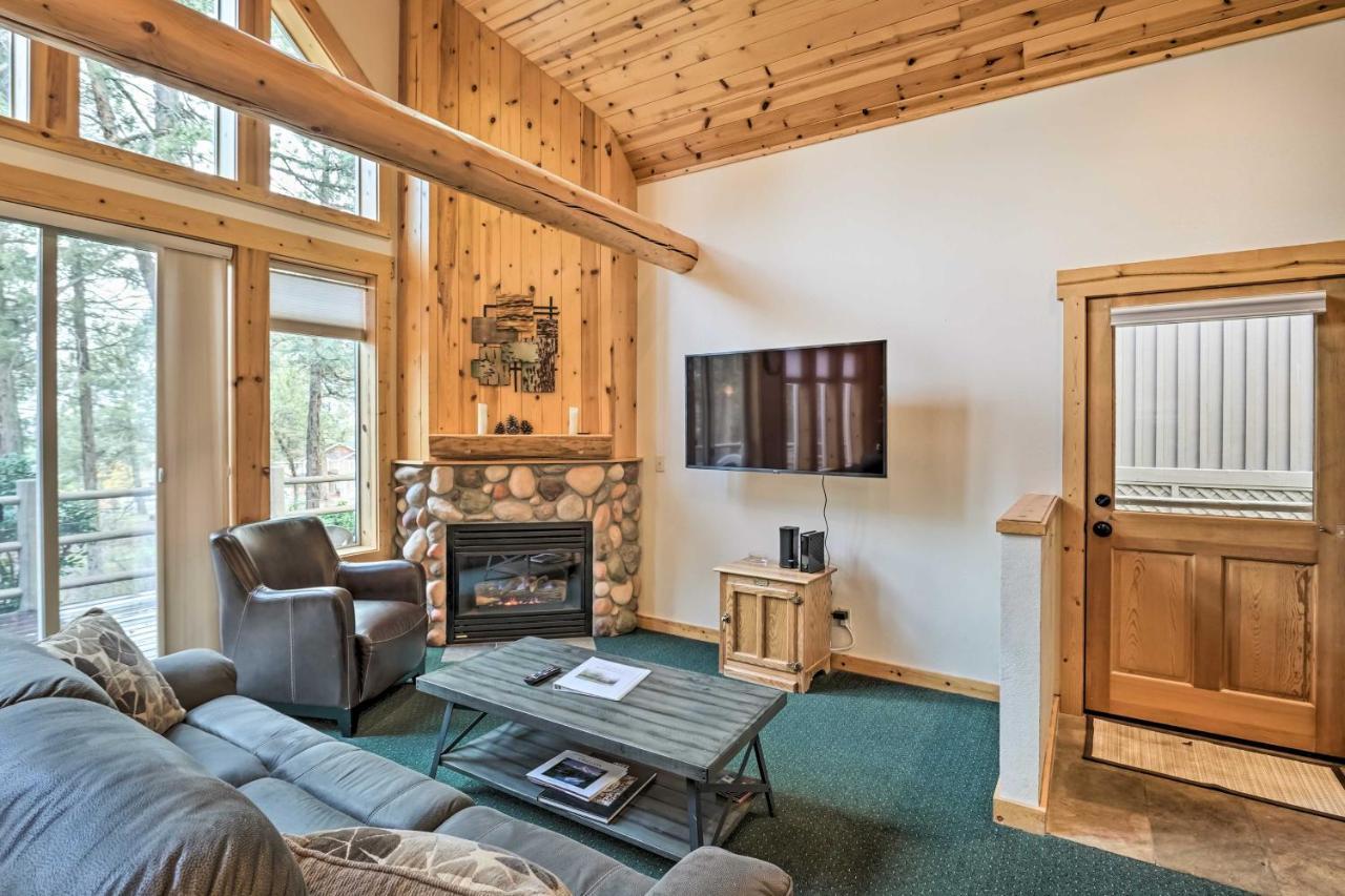 Chalet At Running Y Resort With Wraparound Deck! Klamath Falls Exteriör bild