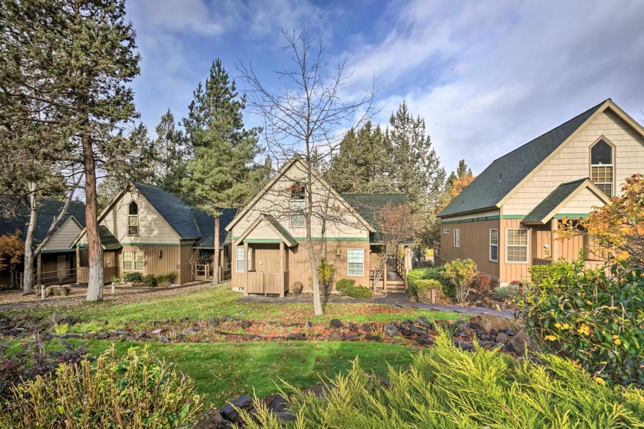 Chalet At Running Y Resort With Wraparound Deck! Klamath Falls Exteriör bild